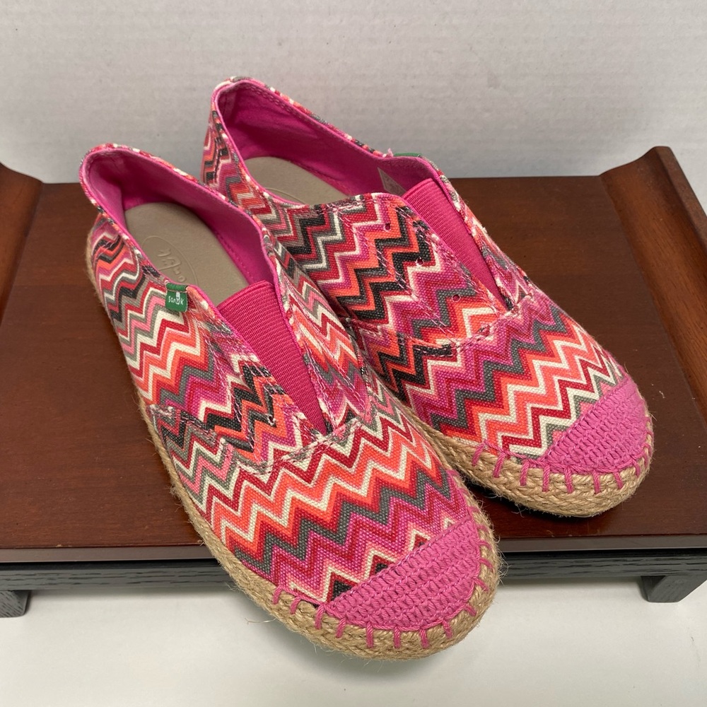 🥿Sanuk slip ons🥿